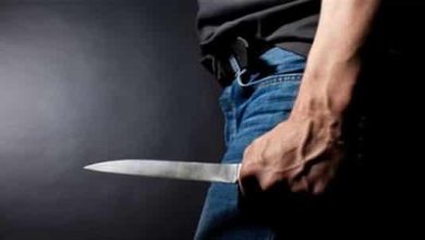 تفسير حلم مروع: شخصية غامضة تذبحني بالسكين في الرقبة - دلالات ورموز مثيرة تثير الفضول! 4 22 44